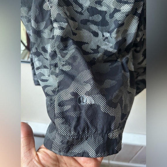 LULULEMON | men’s snap button ablazer jacket | size large - Picture 6 of 6